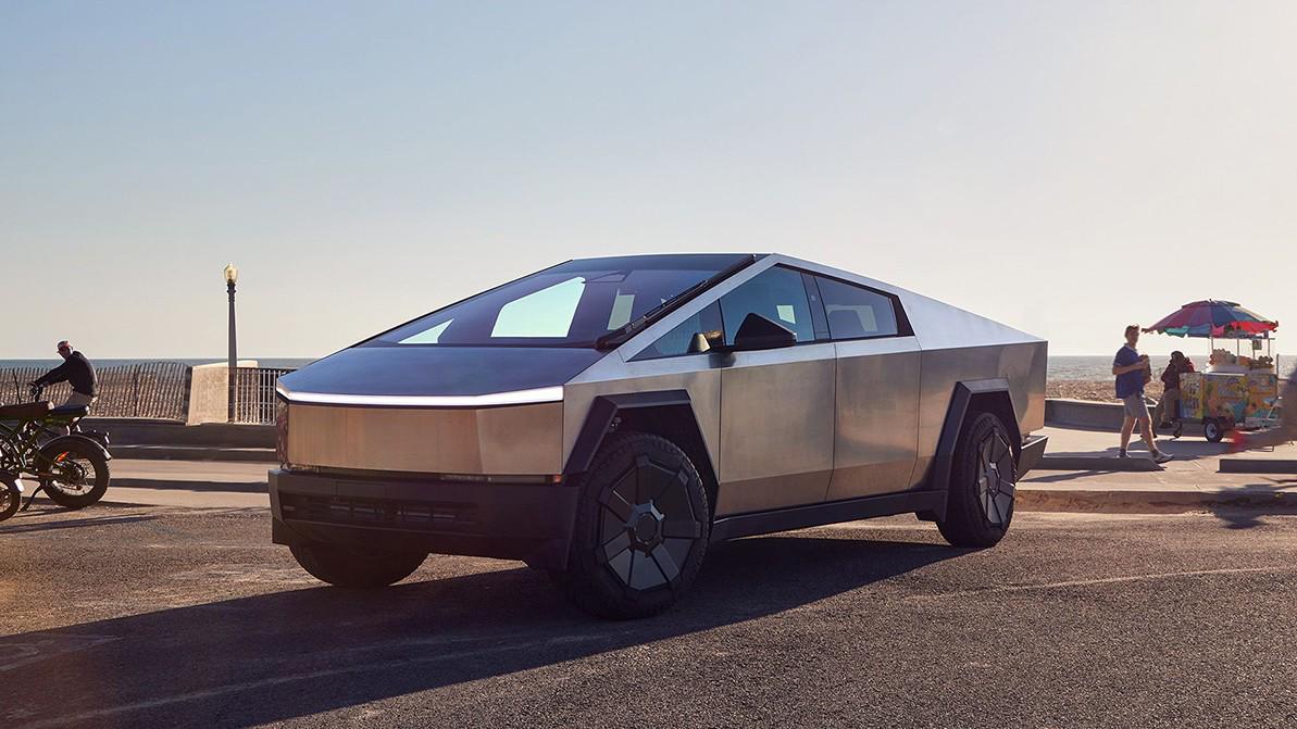 Tesla Cybertruck впечатлил журналистов Car and Driver
