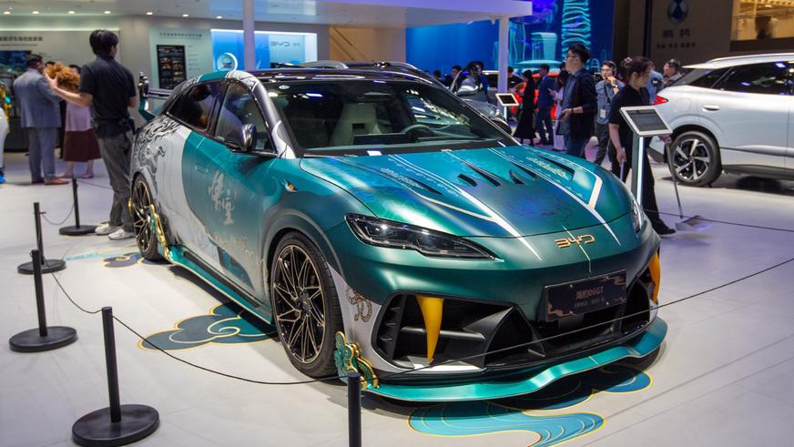Автосалон по-пекински: что нового придумал китайский автопром?