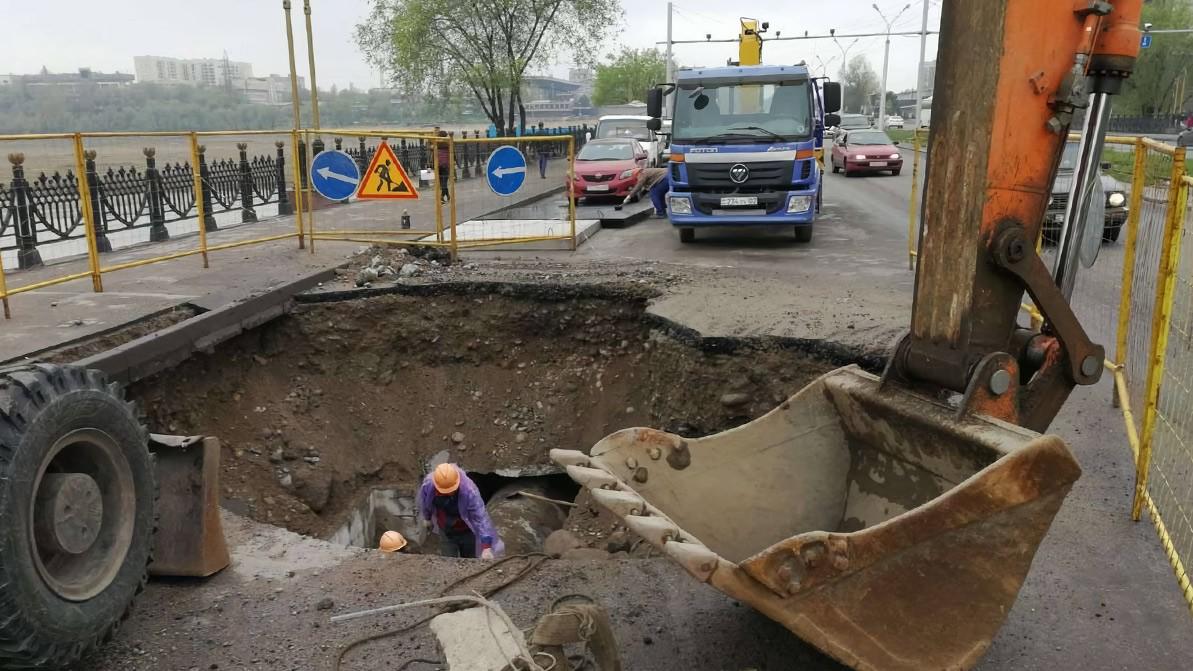 Заплатки после раскопок на дорогах Алматы хотят объявить вне закона