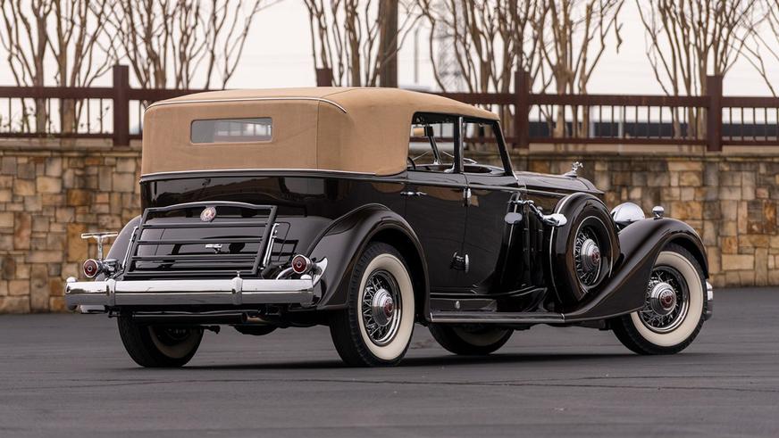 Раритетный Packard V12 на торгах в США