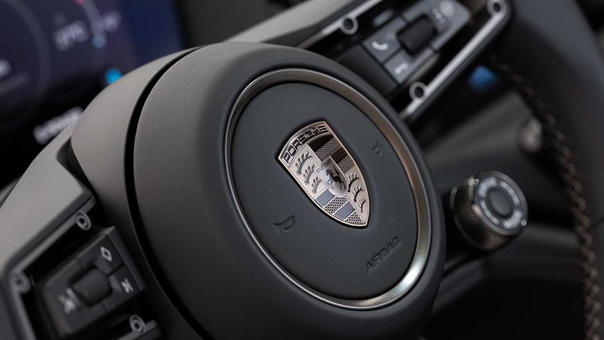 Представлен новый Porsche Panamera: хитрая подвеска и гибриды