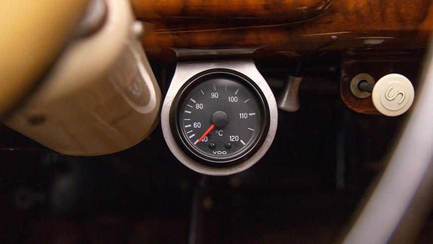 Редкий EMW 327 пустят с молотка в США