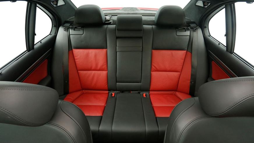 Двадцатилетний BMW M5 оценили дороже Porsche 911 Turbo