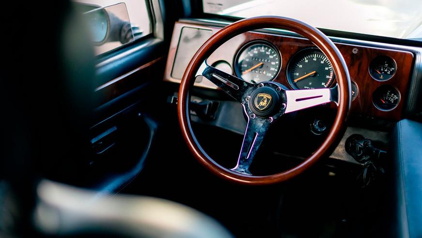 Уникальный внедорожник Lamborghini уйдёт с молотка
