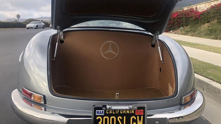 Mercedes-Benz SLK 320 превратили в 300 SL Gullwing