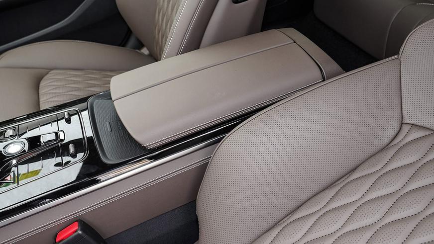 Представлено обновлённое семейство BYD Han: богаче и дешевле