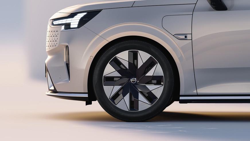 Первый минивэн Volvo оценили в 112 тысяч долларов