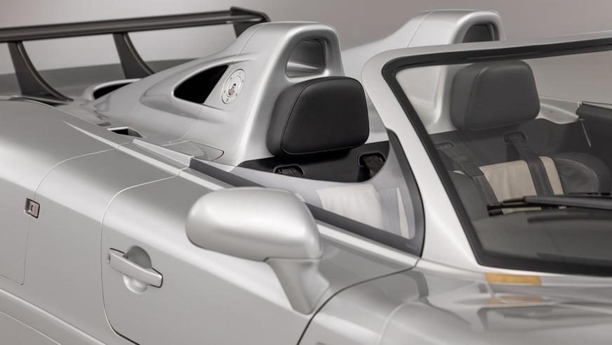 Два редчайших Mercedes CLK GTR оценили в 22 миллиона долларов