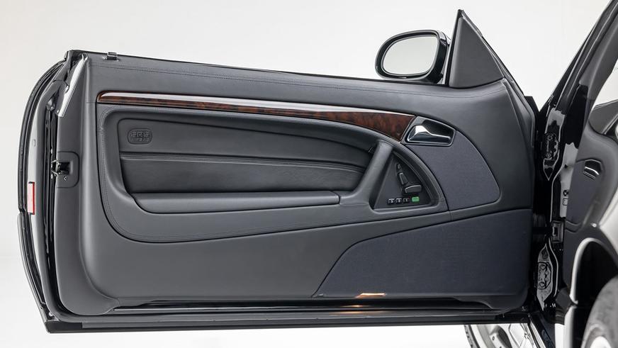 Практически новый Mercedes-Benz SL600 (R129) обнаружен в США