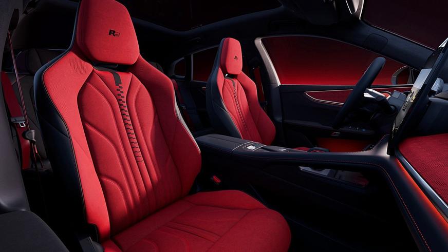 У Zeekr 001 появилась юбилейная версия