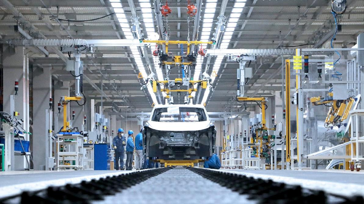 Volkswagen Қытайдағы бір зауытын сатады