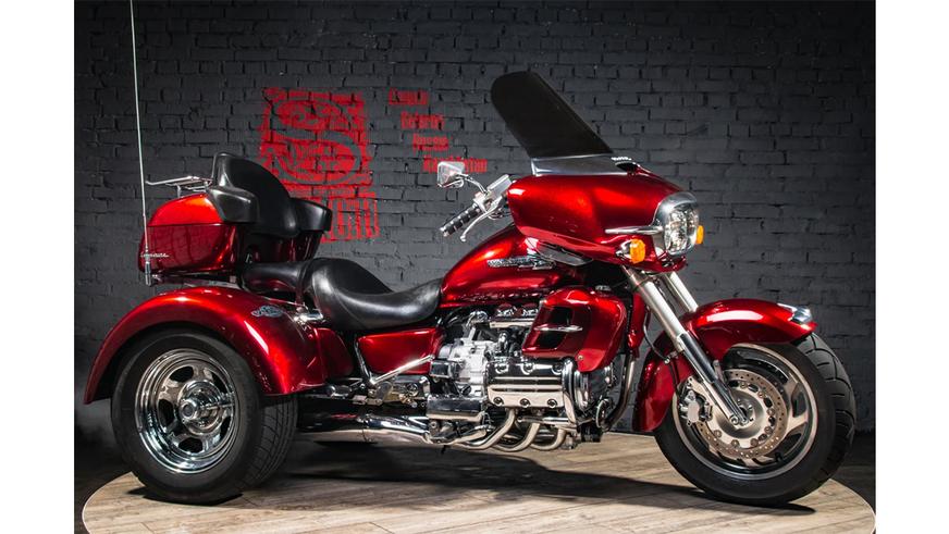 Мото на Kolesa.kz: от старого «Урала» до трайка Honda