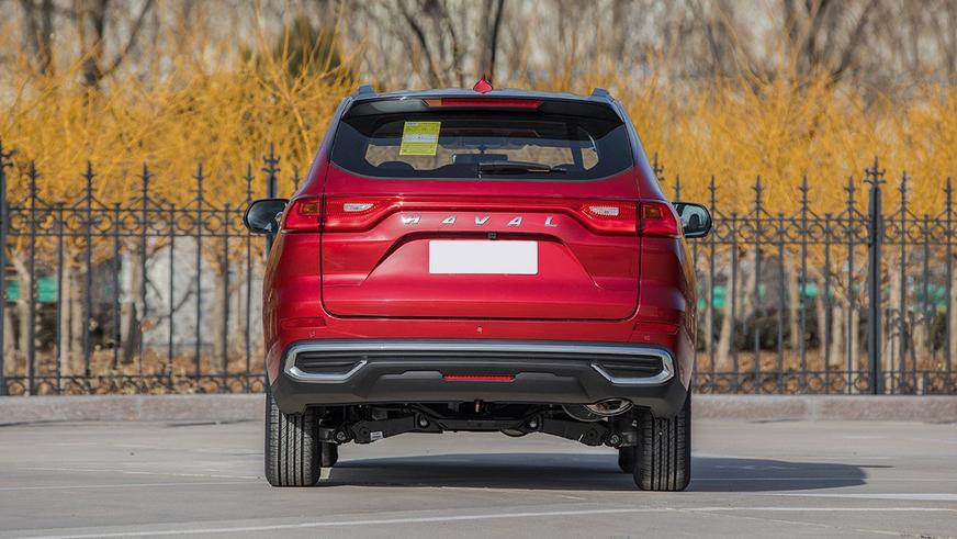 Haval M6 добрался до Казахстана. Сколько стоит кроссовер?
