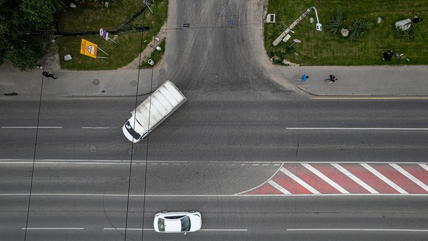 Всегда ли можно повернуть в свой ряд и не нарушить новое правило ПДД