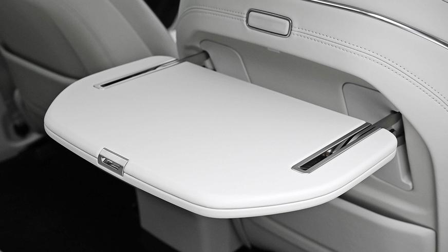 Электроседан Toyota bZ7 поступил в продажу по цене от 12.8 млн тенге