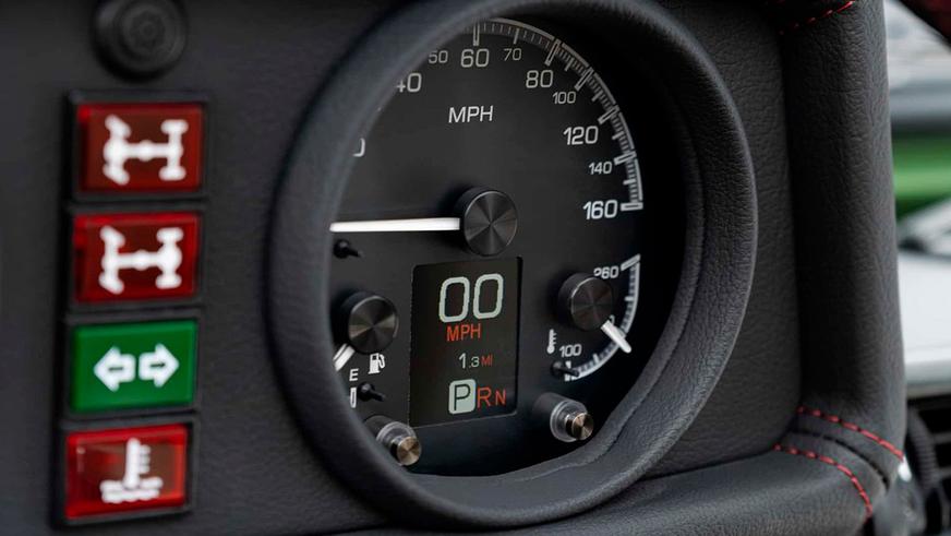 G-Class с мотором 6.2 оценили в 240 000 долларов