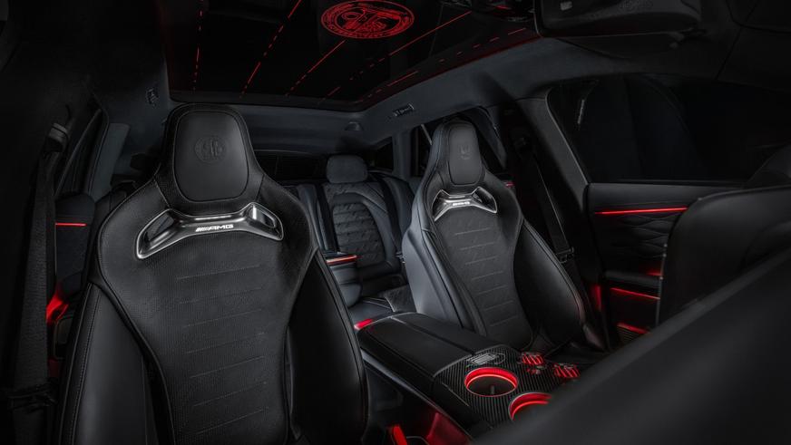 Представлен кроссовер Mercedes-AMG GT c 1169 силами