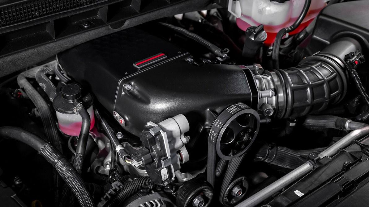 Cadillac Escalade превратился в пуленепробиваемый Rezvani