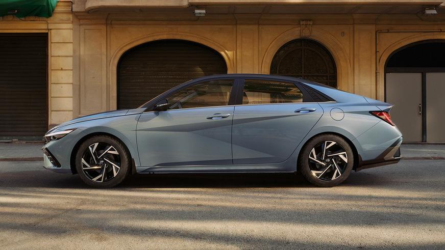 Сколько будет стоить обновлённая Hyundai Elantra в Казахстане