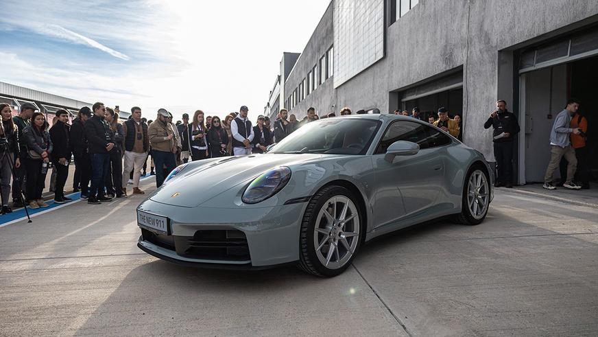 Обновлённый Porsche 911 прибыл в Казахстан