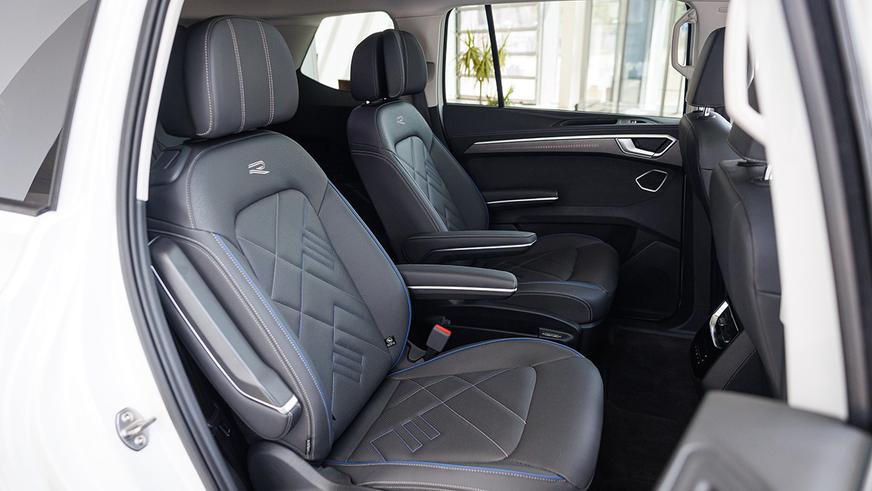 Volkswagen вернулся в Казахстан. Сколько стоят машины?
