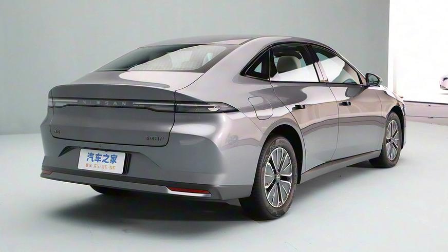 Новый гибридный седан Nissan&nbsp;N6 оказался в&nbsp;КНР неожиданно доступным