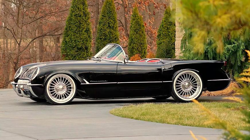 Искусно сделанный рестомод Corvette выставят на торги в США