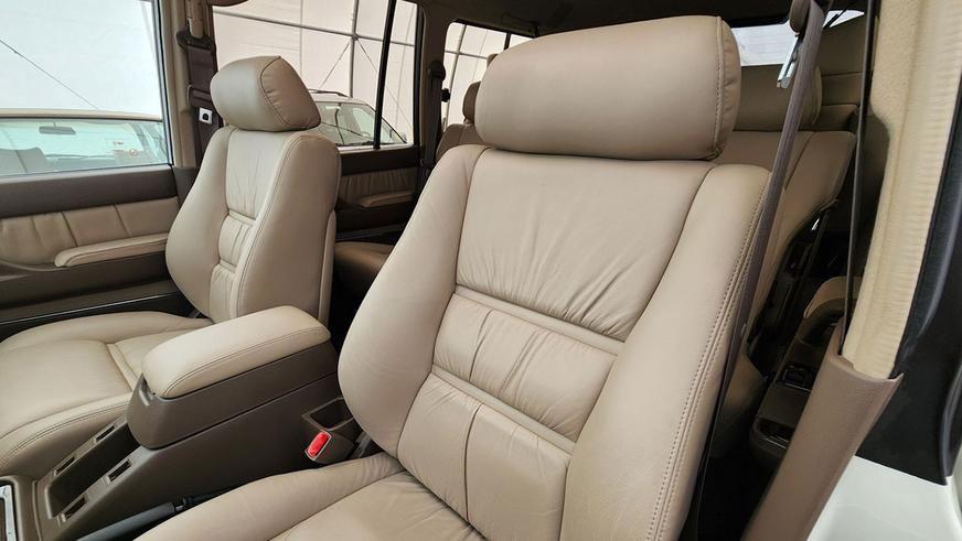 Практически новый Land Cruiser 80 выставлен на торги в США
