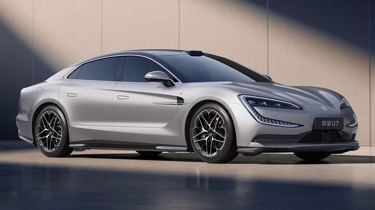 Yangwang&nbsp;U7 электромобилінің техникалық сипаттамасы белгілі болды