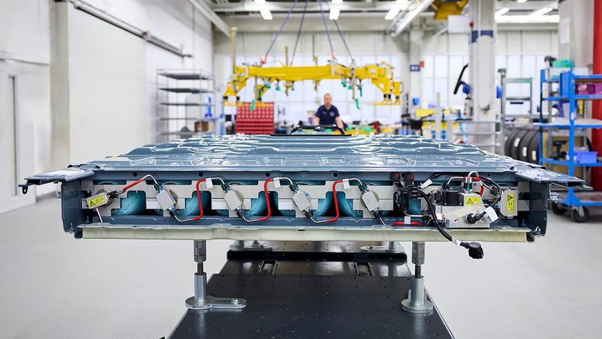 BMW показала прототип водородного iX5