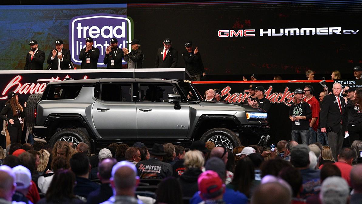 Первый серийный Hummer на батарейках продали за полмиллиона долларов