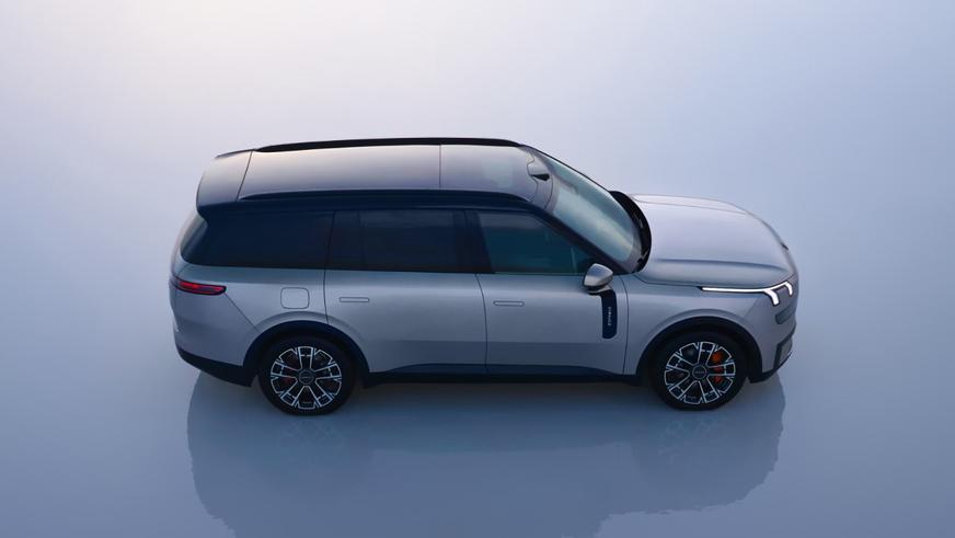 Сколько стоит Lynk & Co 900 в Казахстане