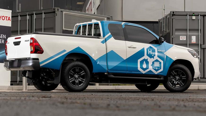 Пикап Toyota Hilux перевели на водород