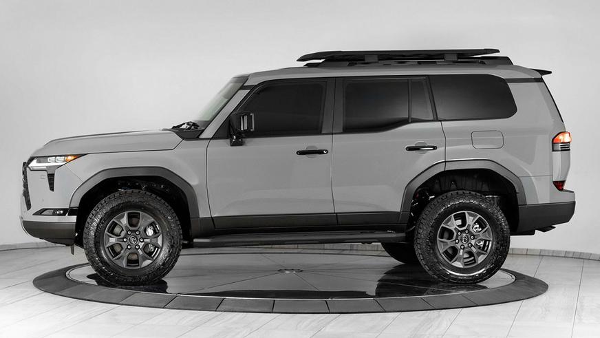 Новый Lexus GX защитили от взрывов гранат