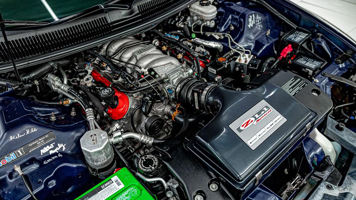Редкий и мощный Chevrolet Camaro продают прямо из музея
