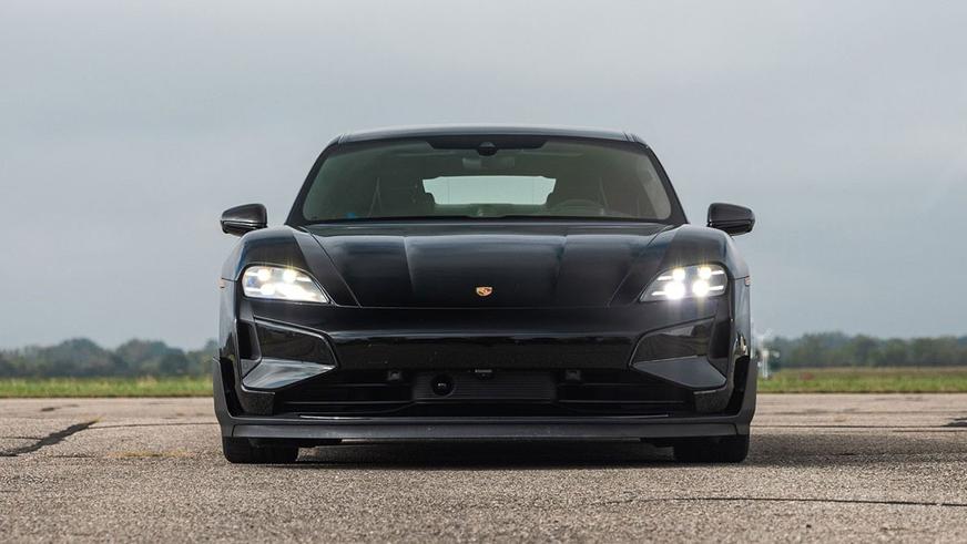 Porsche Taycan Turbo GT: менее 2 секунд до сотни