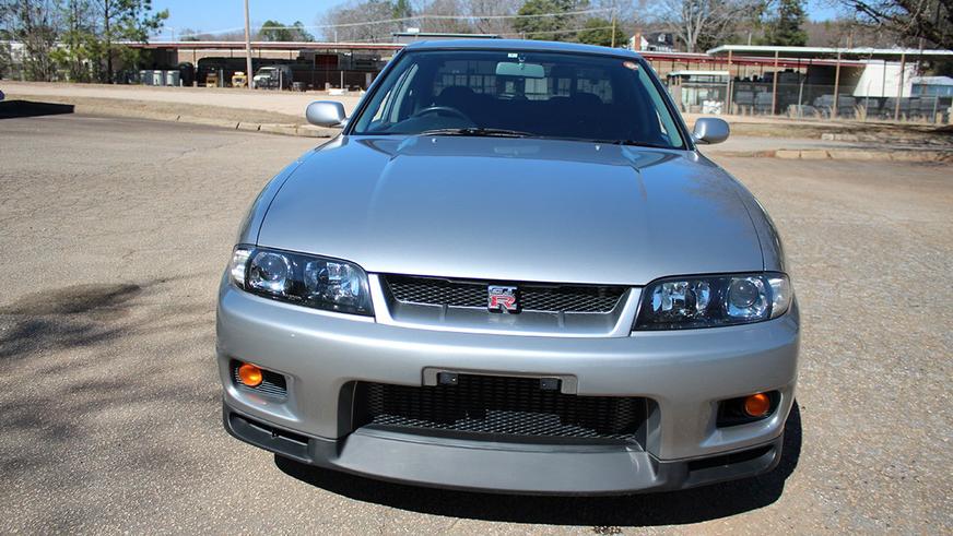 Сразу два редчайших Skyline GT-R появились в продаже – это седаны