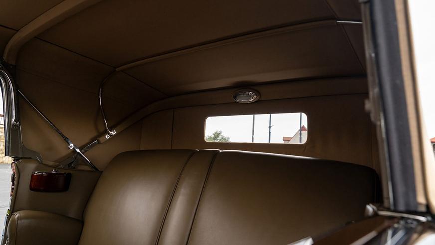 Раритетный Packard V12 на торгах в США