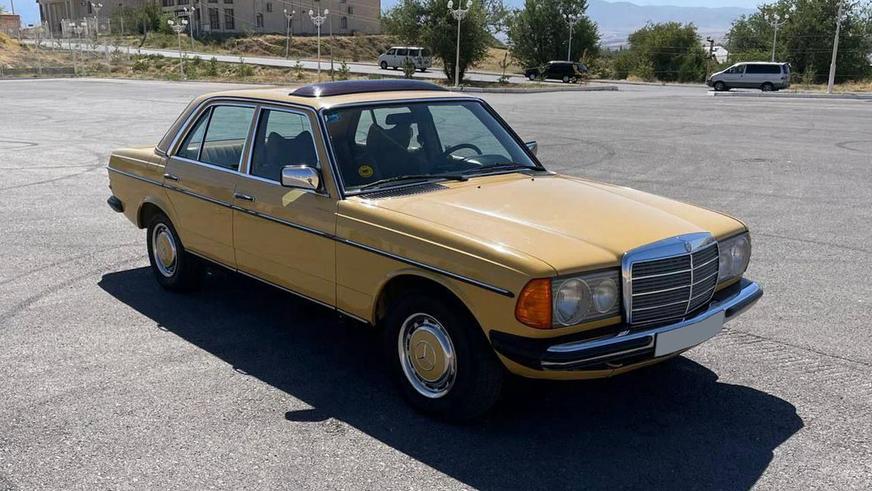 В продаже на Kolesa.kz. Экзотические предложения февраля