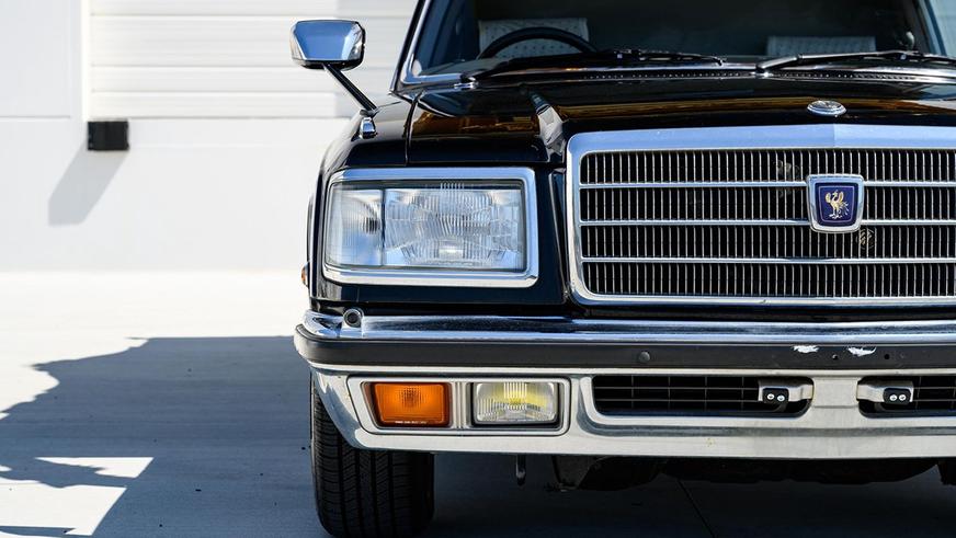 Необычный катафалк продали на торгах в США