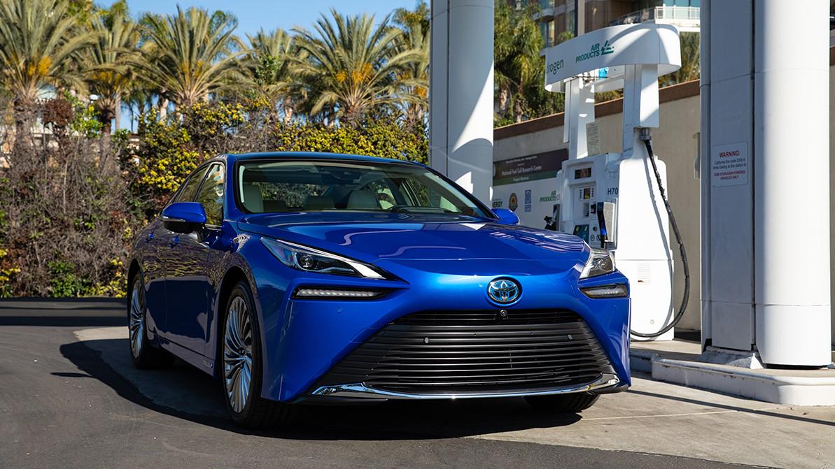 У владельцев водородных Toyota Mirai в США выявились проблемы