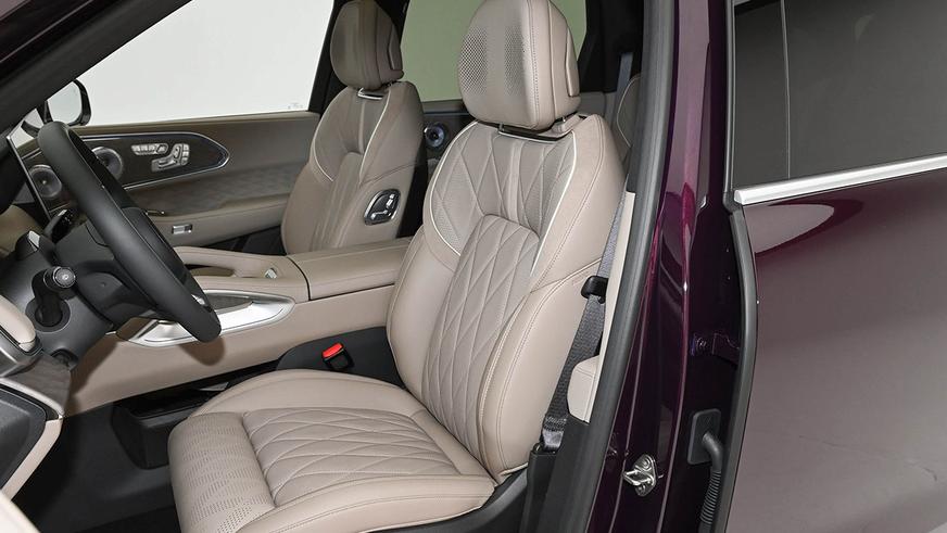 Zeekr показала интерьер гибрида 8X