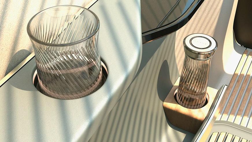 Lexus LS стал роскошным вэном с шестью колёсами