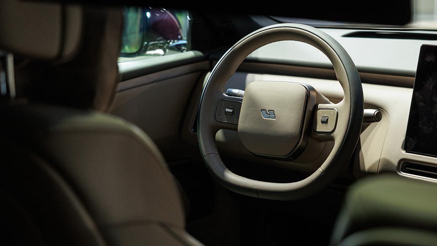 Новый Li Auto L9 добрался до Казахстана. Сколько стоит?