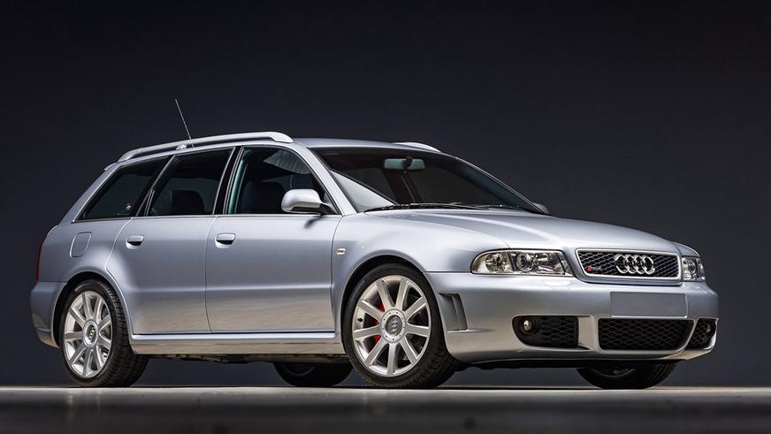 За первое поколение Audi RS4 заплатили 175 000 долларов