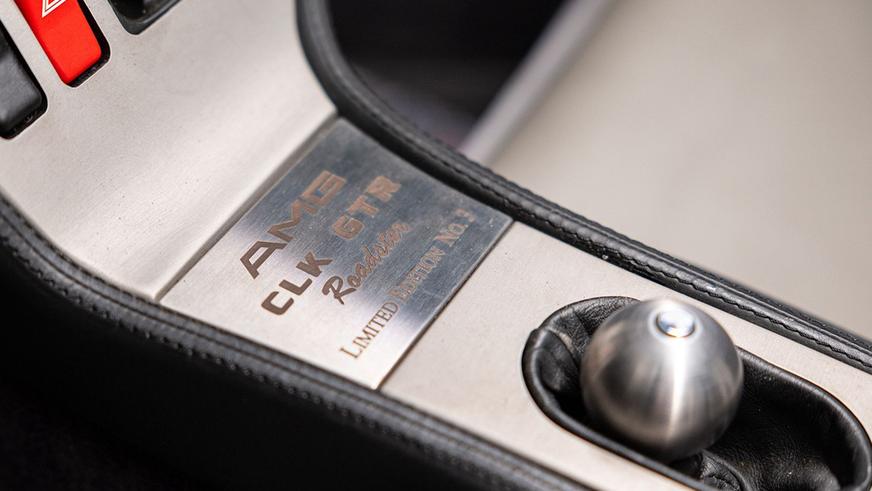 Два редчайших Mercedes CLK GTR оценили в 22 миллиона долларов