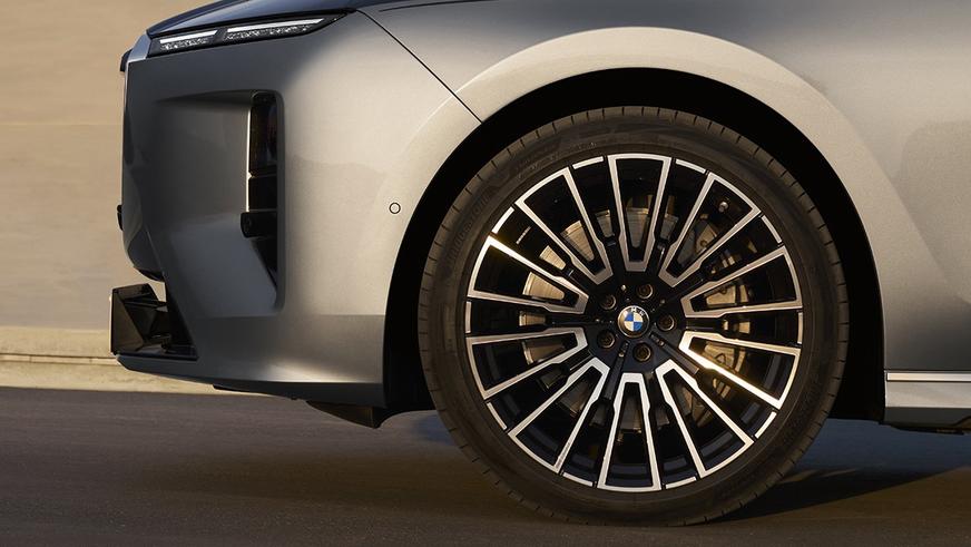 Обновился флагман BMW 7-й серии