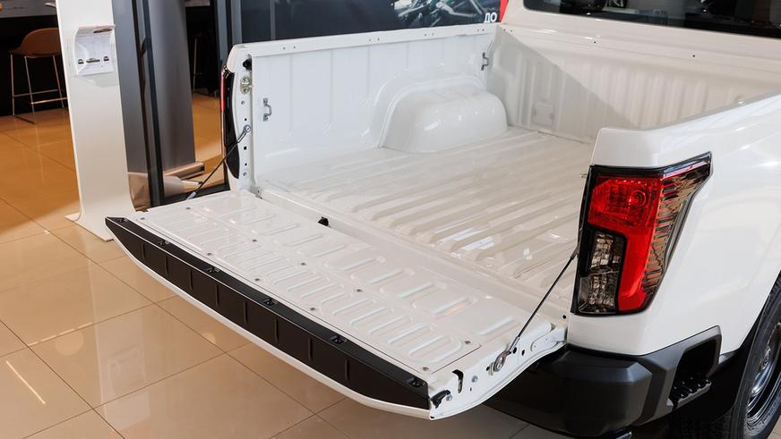 Сколько просят за новый Toyota Hilux в Казахстане