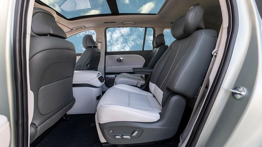 Hyundai Ioniq 9 Calligraphy