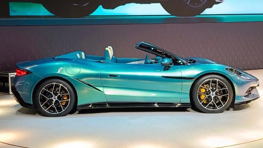 Denza показала открытый суперкар Z